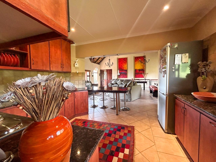 5 Bedroom Property for Sale in Boschenvaal River Front Lodges Free State